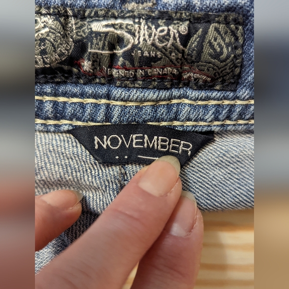 Silver Brand Jeans - Size 27 - Picture 6 of 6